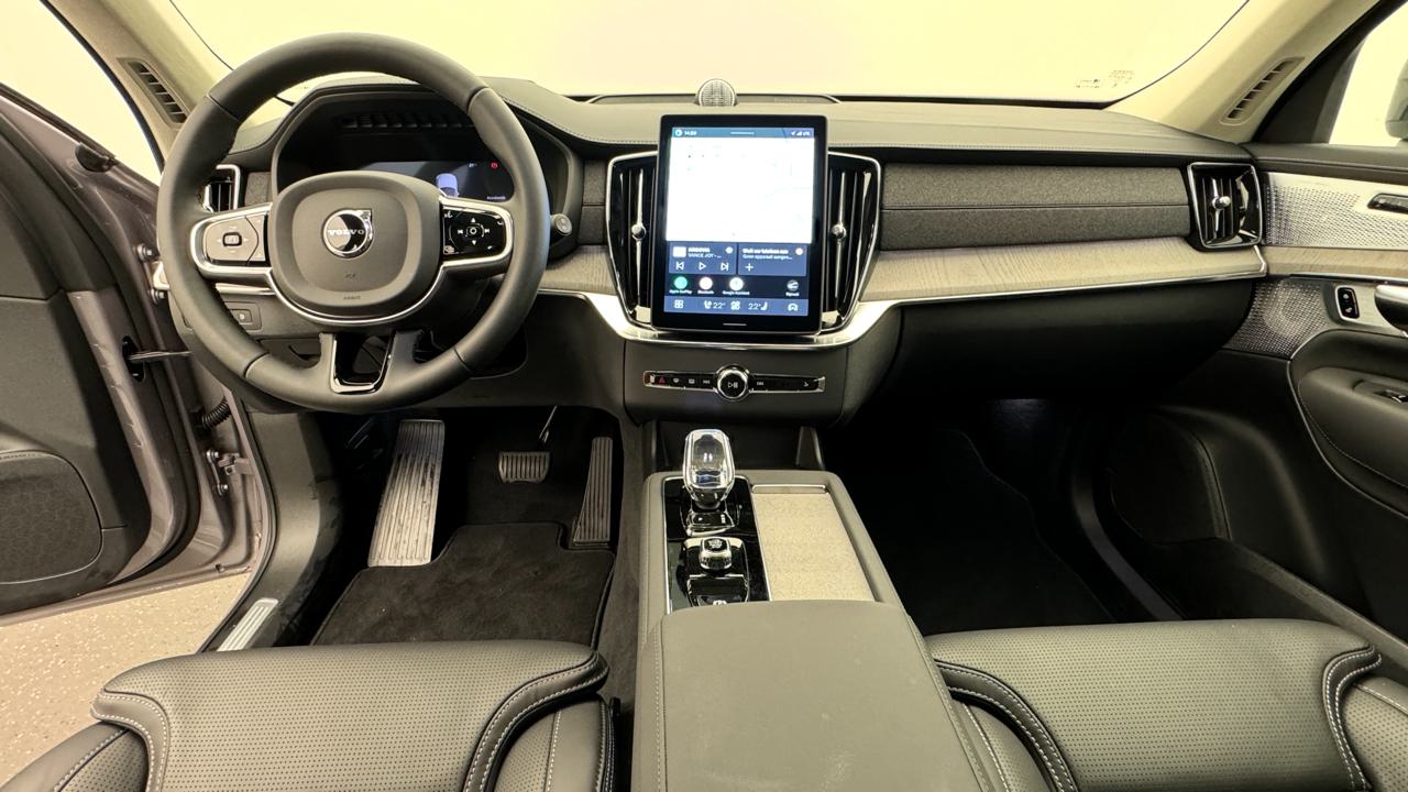 Volvo<br>XC90 T8 AWD PluginHybrid Ultra Dark Geartronic