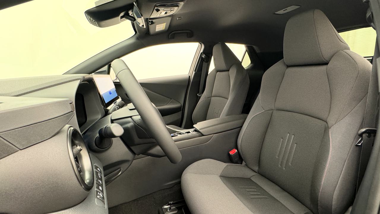 Toyota<br>C-HR 2.0 PHEV CVT Style