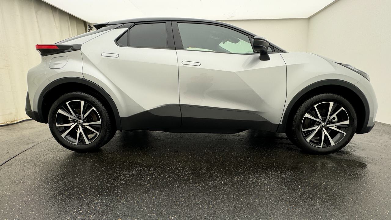 Toyota<br>C-HR 2.0 PHEV CVT Style