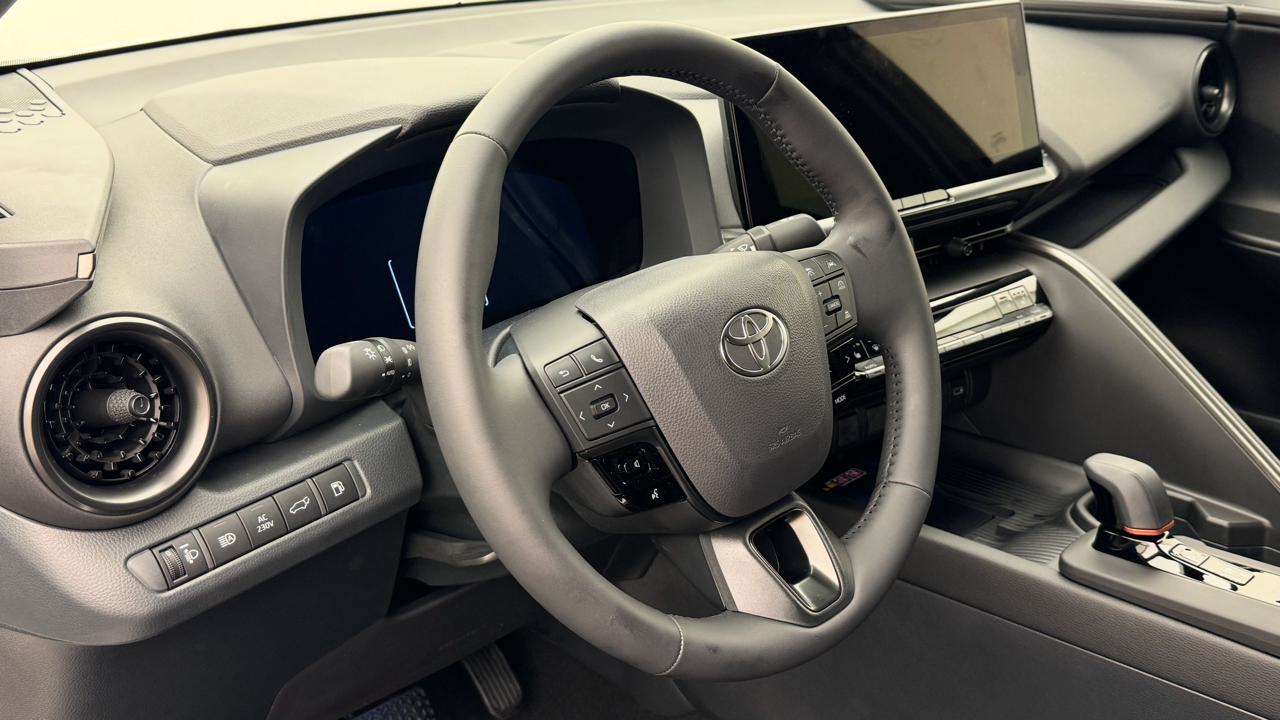 Toyota<br>C-HR 2.0 PHEV CVT Style