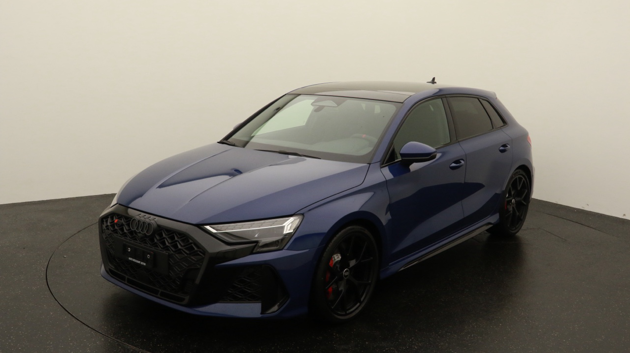 Audi<br>RS3 Sportback 2.5 TSI quattro S-tronic
