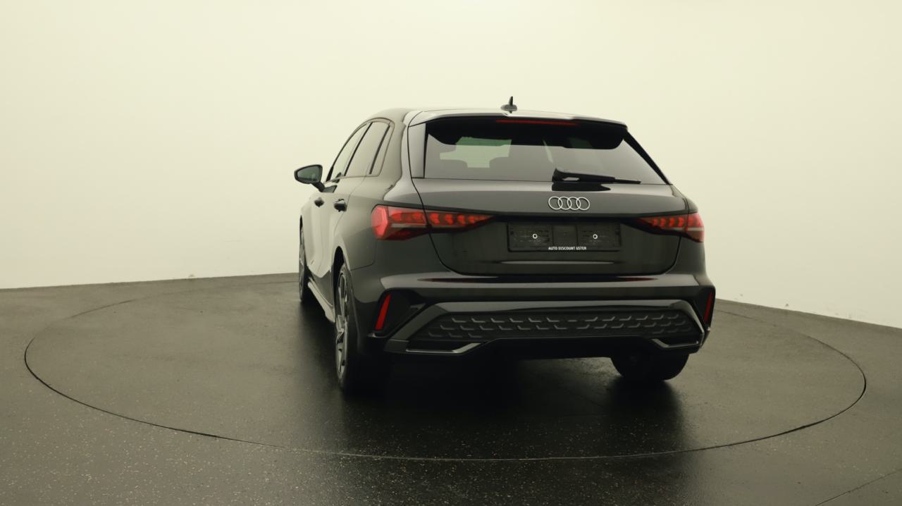 Audi<br>A3 Sportback 35 TFSI S line