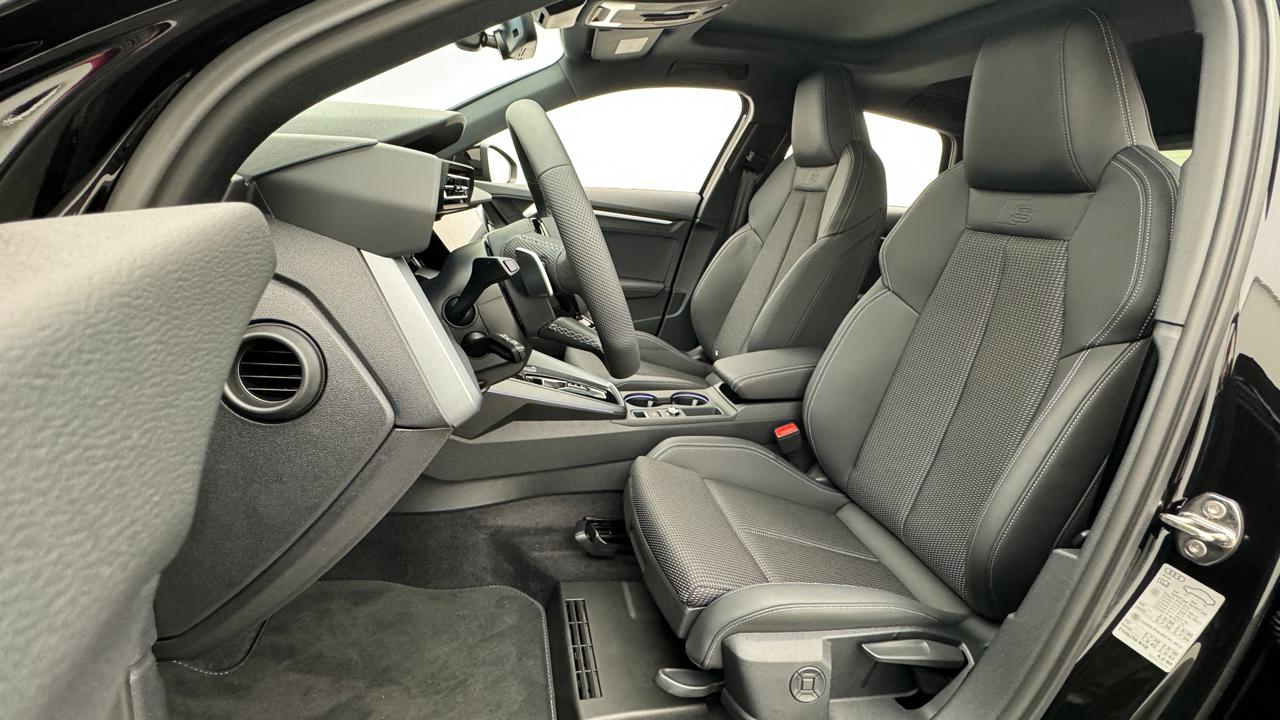 Audi<br>A3 Sportback 35 TFSI S line