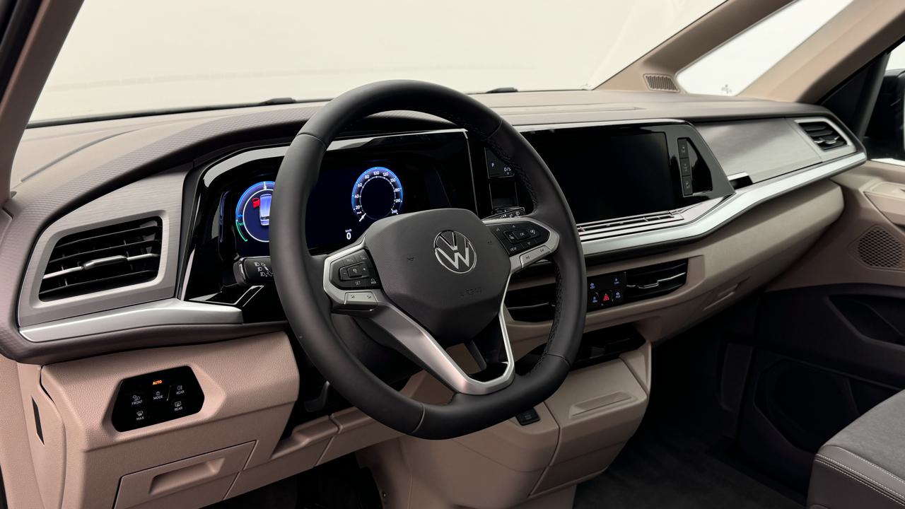 VW<br>Multivan 1.5 eHybrid Life Edition 4Motion DSG