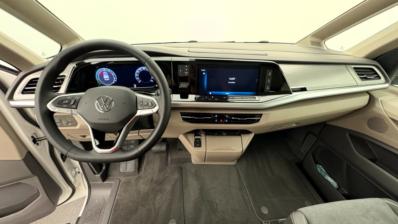 VW<br>Multivan 1.5 eHybrid Life Edition Lang 4Motion DSG
