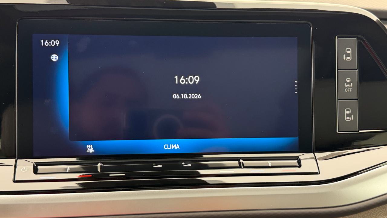 VW<br>Multivan 1.5 eHybrid Life Edition Lang 4Motion DSG