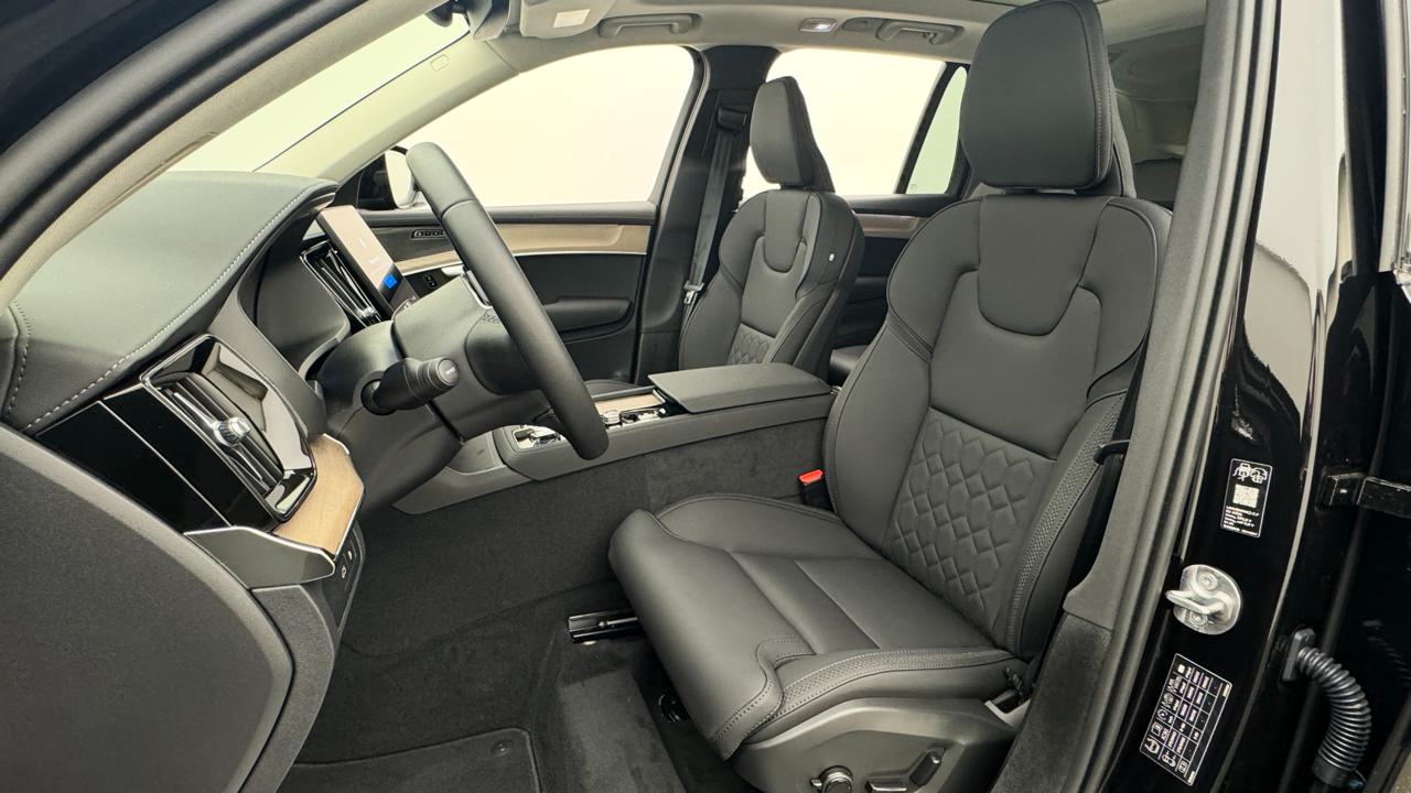 Volvo<br>XC90 T8 AWD PluginHybrid Plus Dark Geartronic