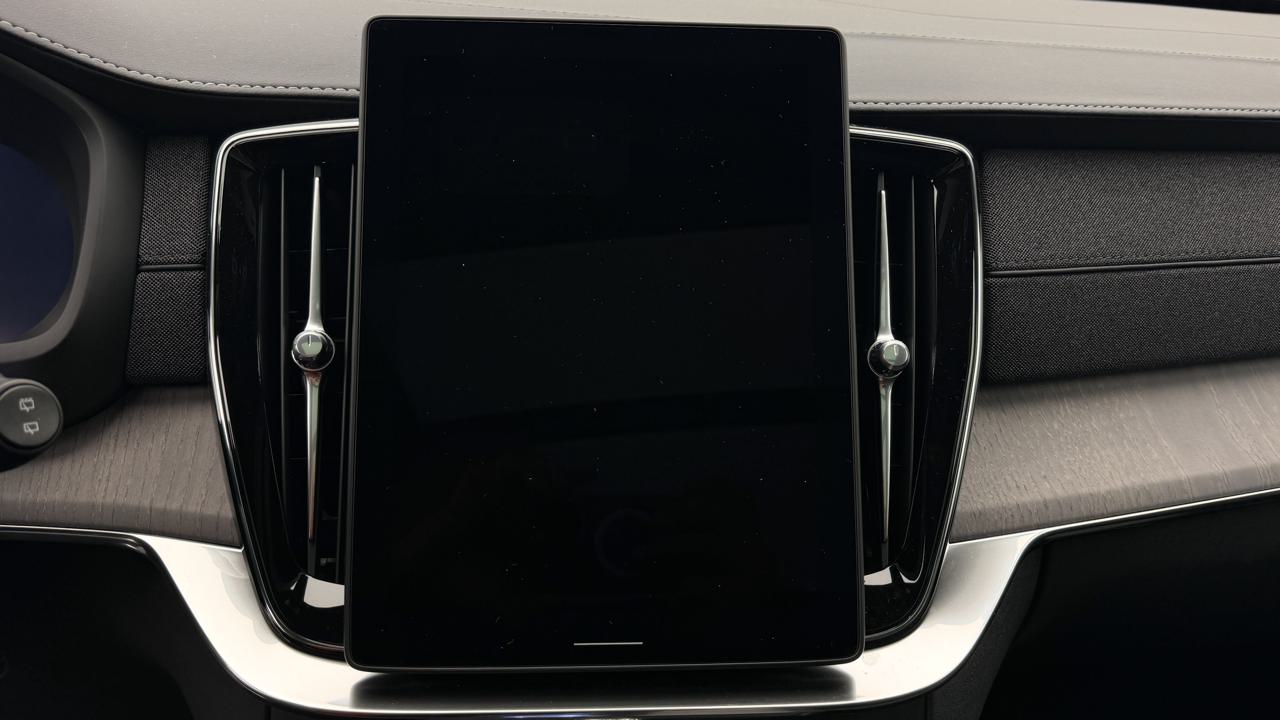 Volvo<br>XC90 T8 AWD PluginHybrid Ultra Dark Geartronic