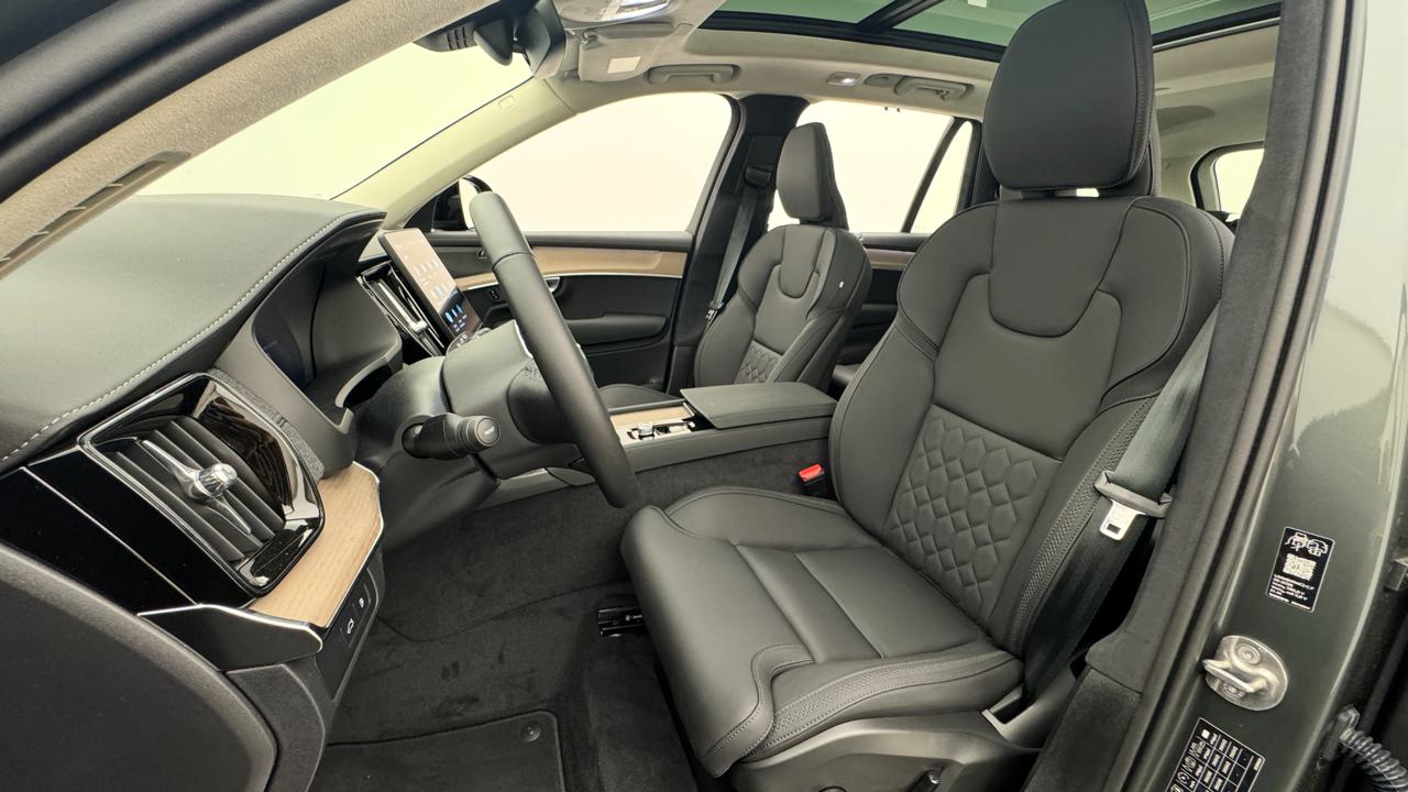 Volvo<br>XC90 T8 AWD PluginHybrid Ultra Dark Geartronic