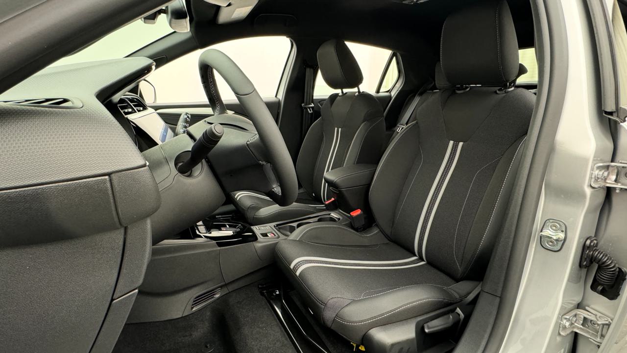 Opel<br>Corsa 1.2 MHEV GS