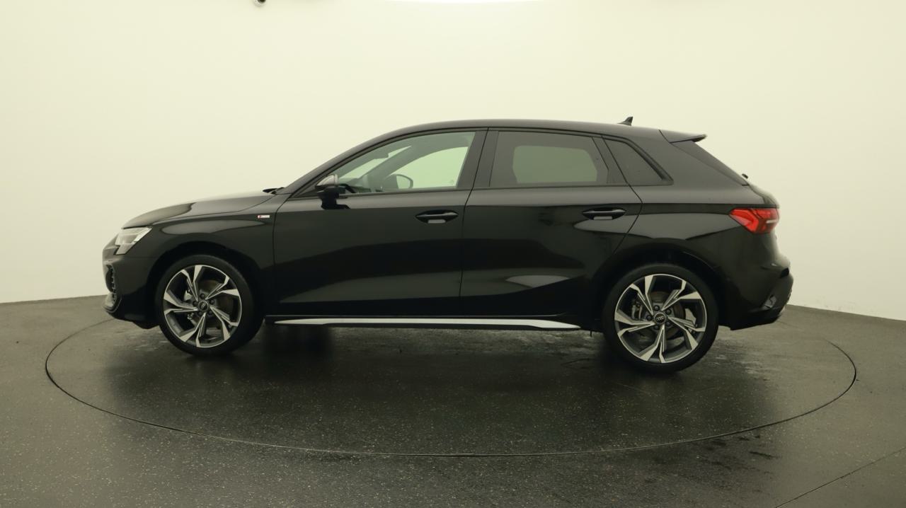 Audi<br>A3 Sportback 35 TFSI S line