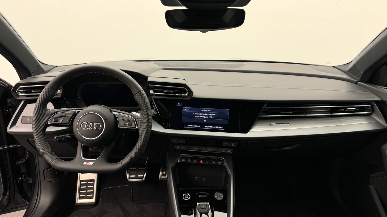 Audi<br>A3 Sportback 35 TFSI S line