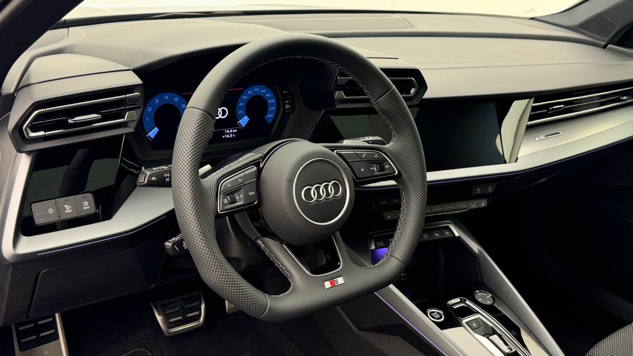 Audi<br>A3 Sportback 35 TFSI S line