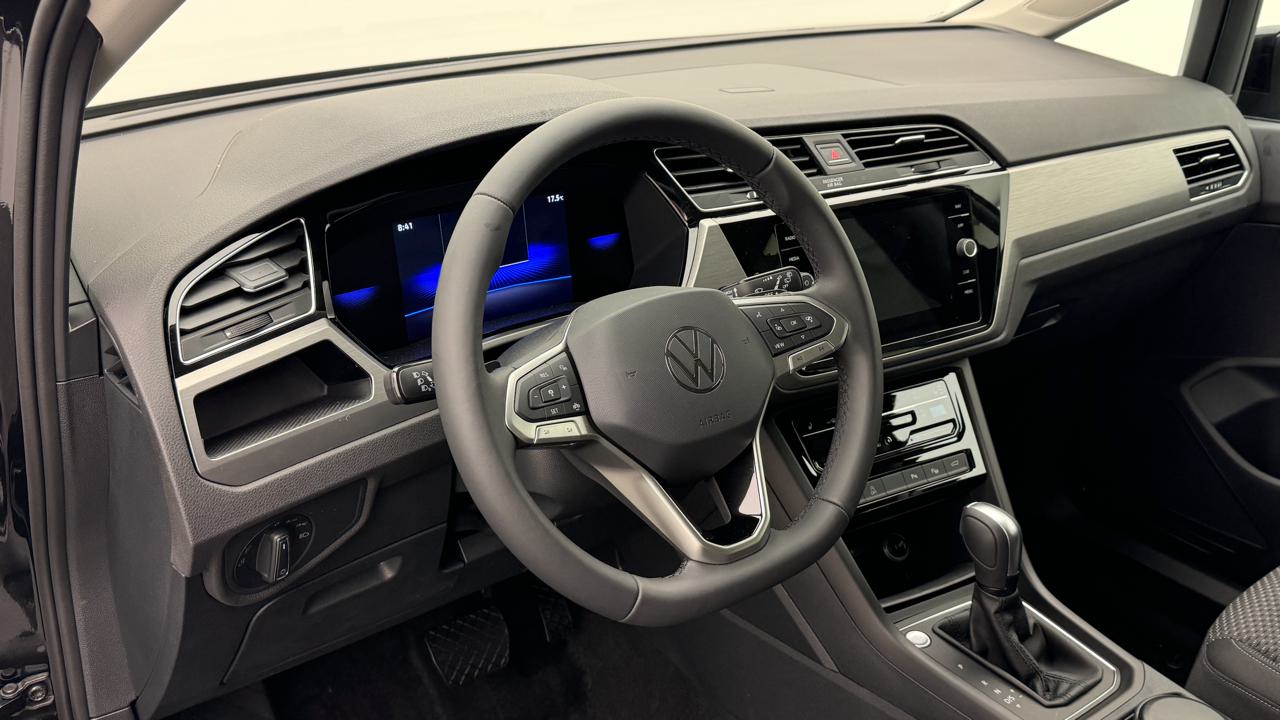 VW<br>Touran 1.5 TSI EVO Limited DSG