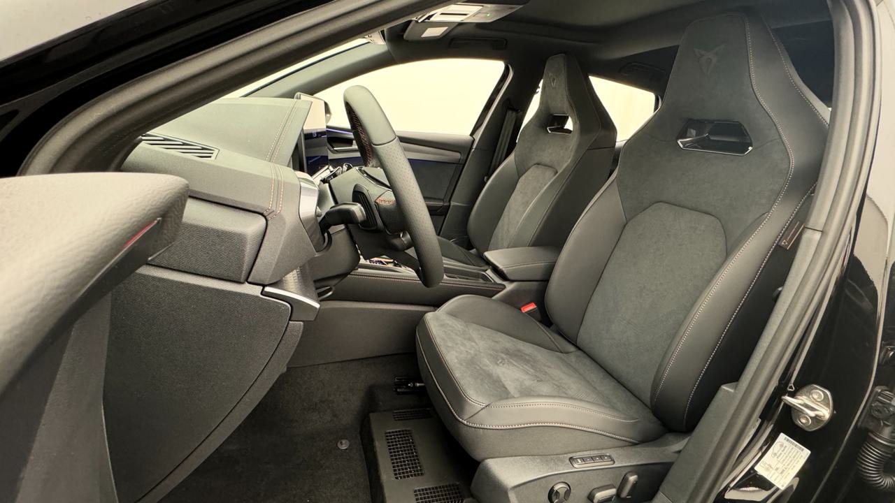 Cupra<br>LEON 2.0 TSI VZ Black Edition DSG