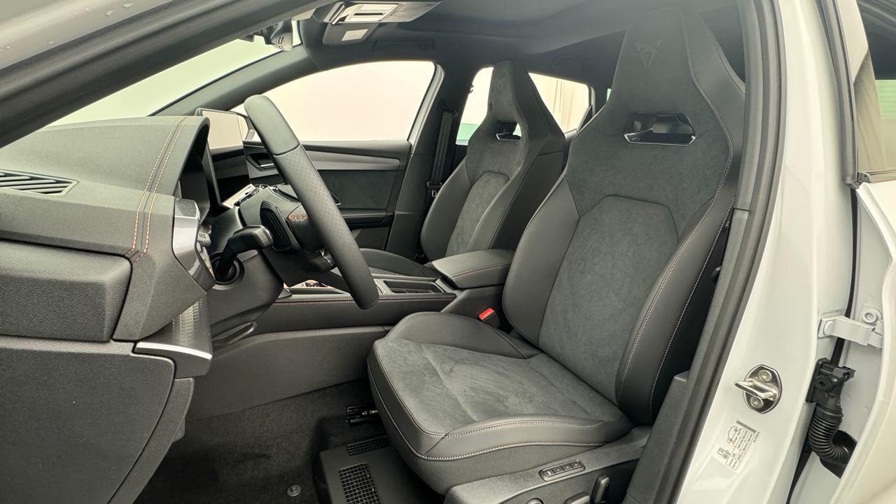 Cupra<br>LEON 1.5 e-HYBRID pHEV VZ Black Edition