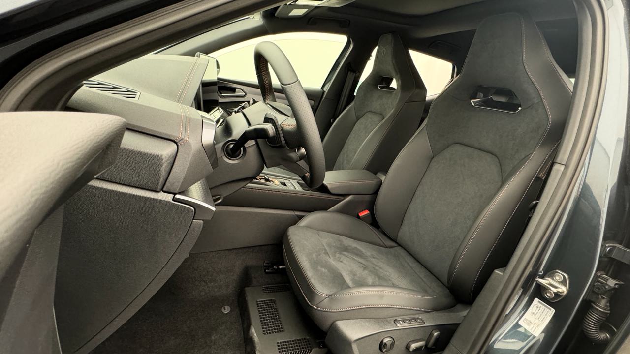 Cupra<br>LEON 1.5 e-HYBRID pHEV VZ Black Edition
