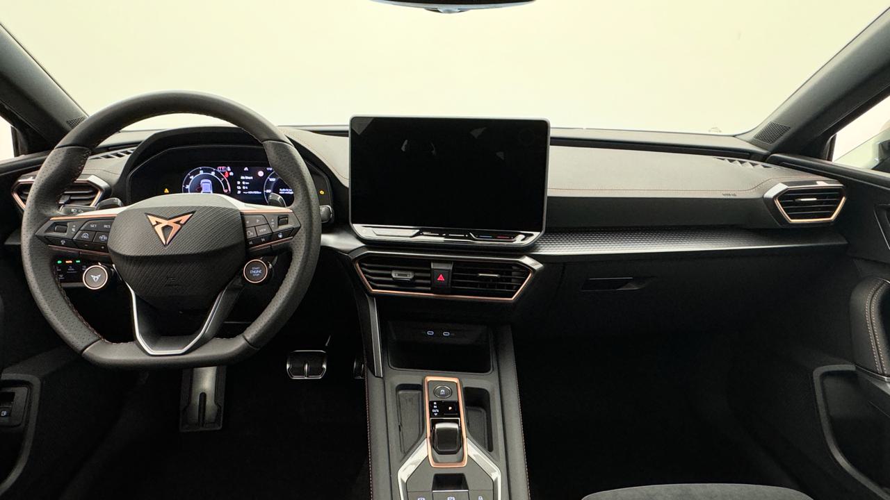 Cupra<br>LEON 1.5 e-HYBRID pHEV VZ Black Edition