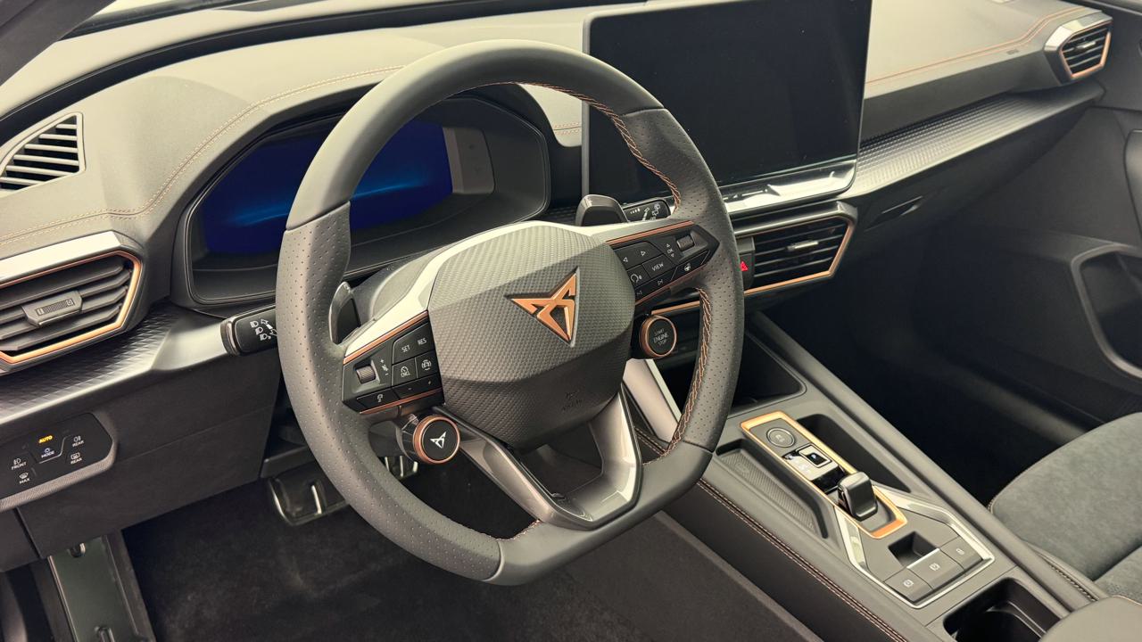 Cupra<br>LEON 1.5 e-HYBRID pHEV VZ Black Edition