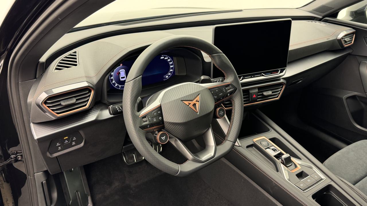 Cupra<br>LEON ST 1.5 e-HYBRID pHEV VZ Black Edition DSG