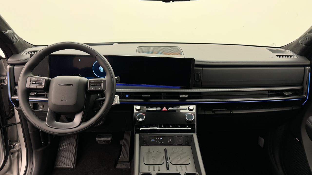 Hyundai<br>Santa Fe 1.6 T-GDi PHEV Calligraphy 4WD Automatic