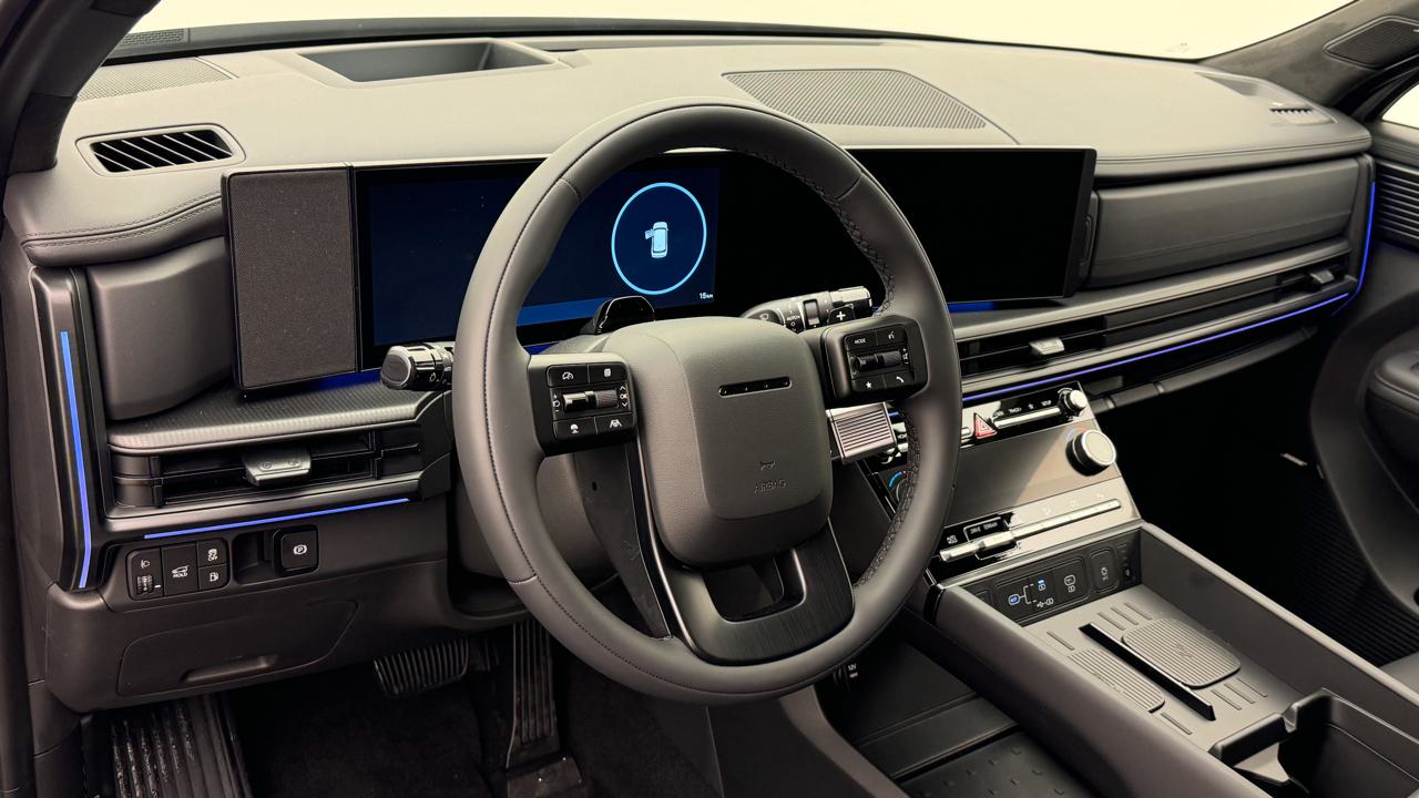 Hyundai<br>Santa Fe 1.6 T-GDi PHEV Calligraphy 4WD Automatic