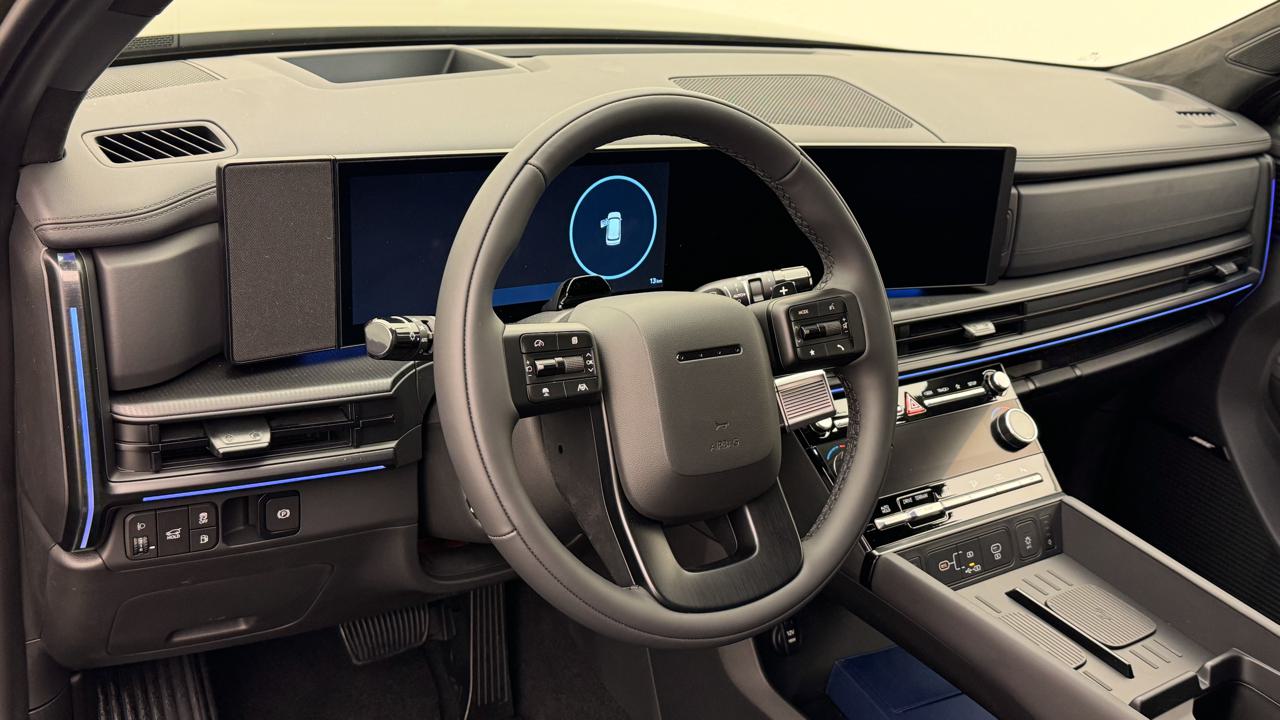 Hyundai<br>Santa Fe 1.6 T-GDi PHEV Calligraphy 4WD Automatic