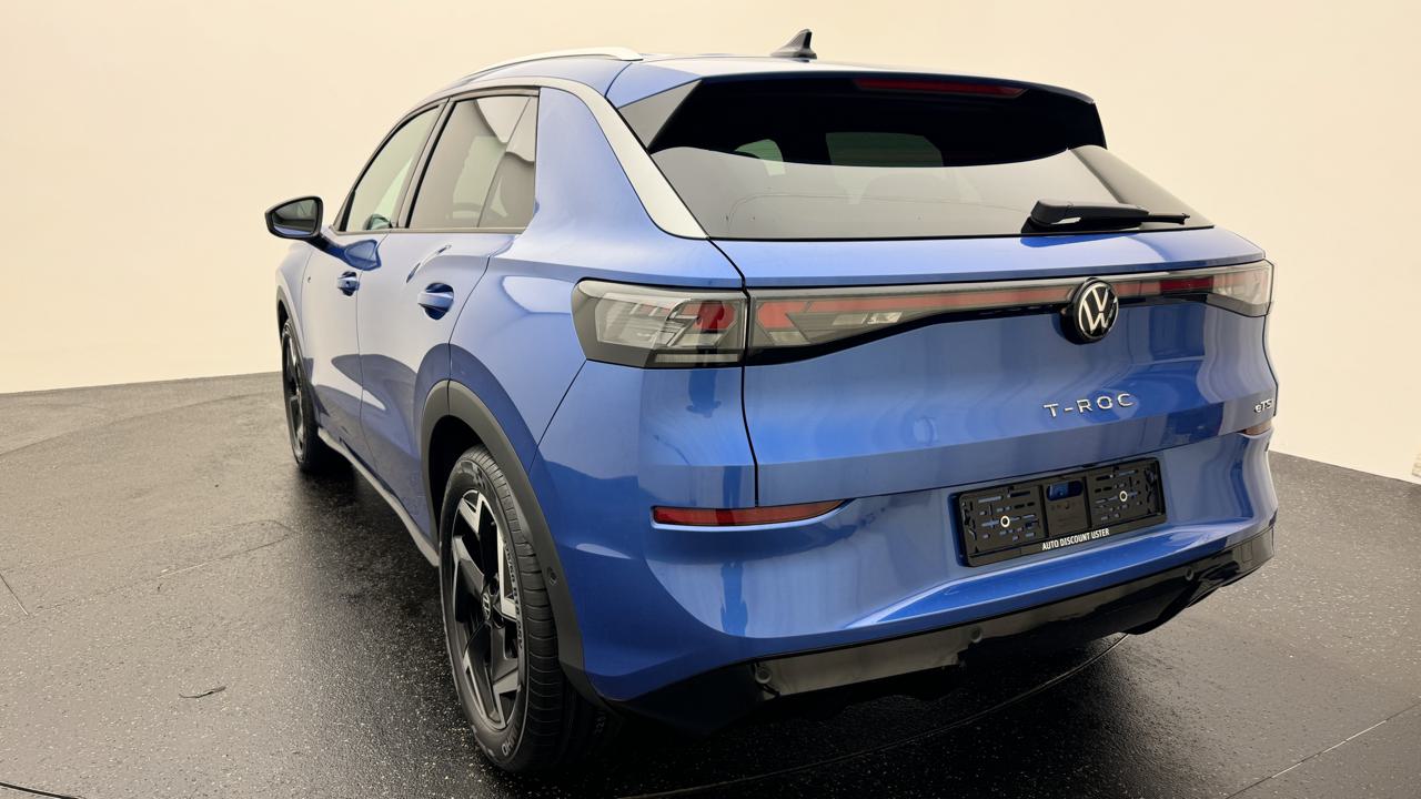 VW<br>T-Roc 1.5 eTSI mHEV R-Line DSG