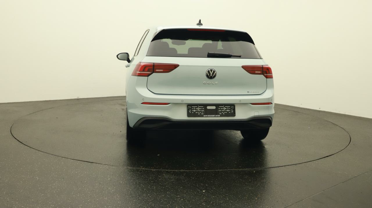 VW<br>Golf 1.5 TSI PHEV Edition