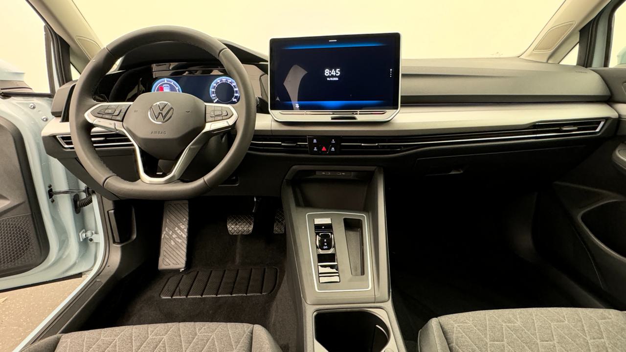 VW<br>Golf 1.5 TSI PHEV Edition