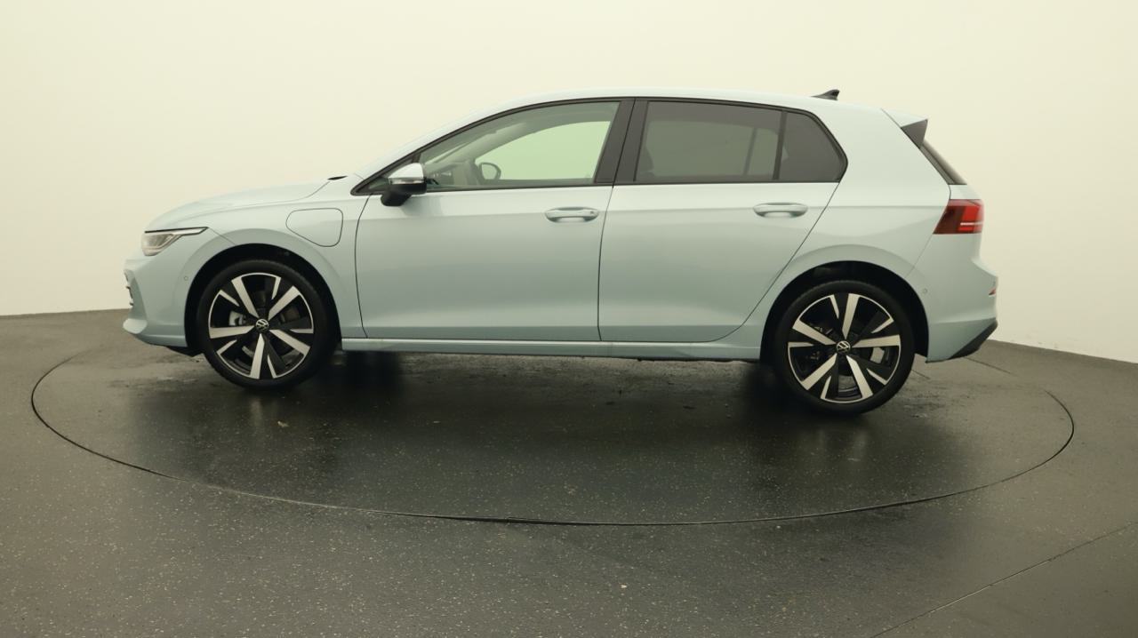 VW<br>Golf 1.5 TSI PHEV Edition