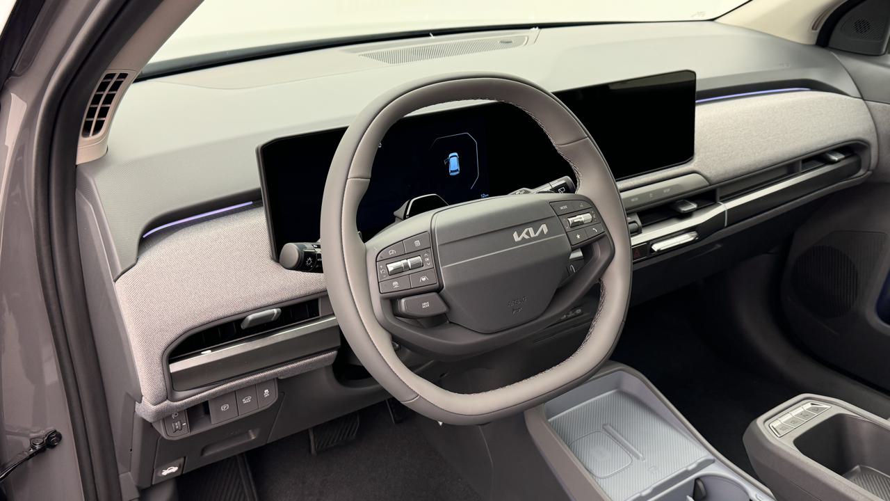 Kia<br>EV3 81,4 kWh Earth