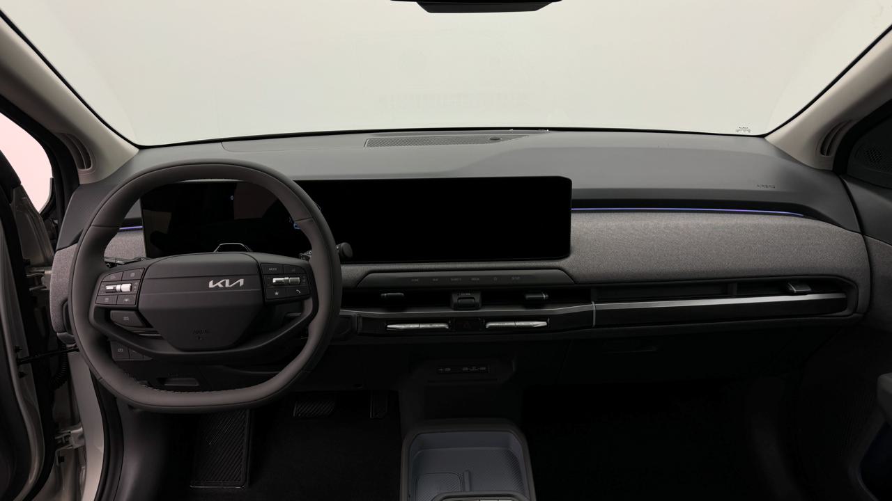 Kia<br>EV3 81,4 kWh Earth