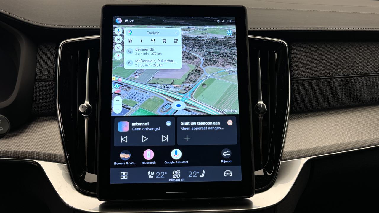 Volvo<br>XC90 T8 AWD PluginHybrid Black Edition Geartronic