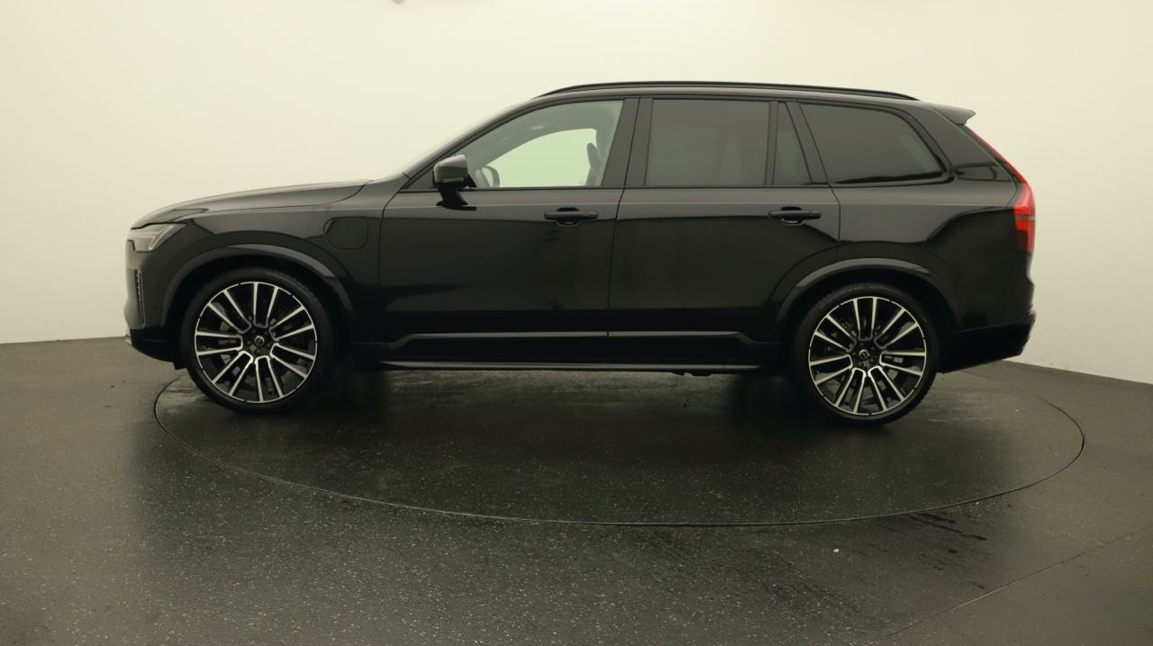 Volvo<br>XC90 T8 AWD PluginHybrid Black Edition Geartronic