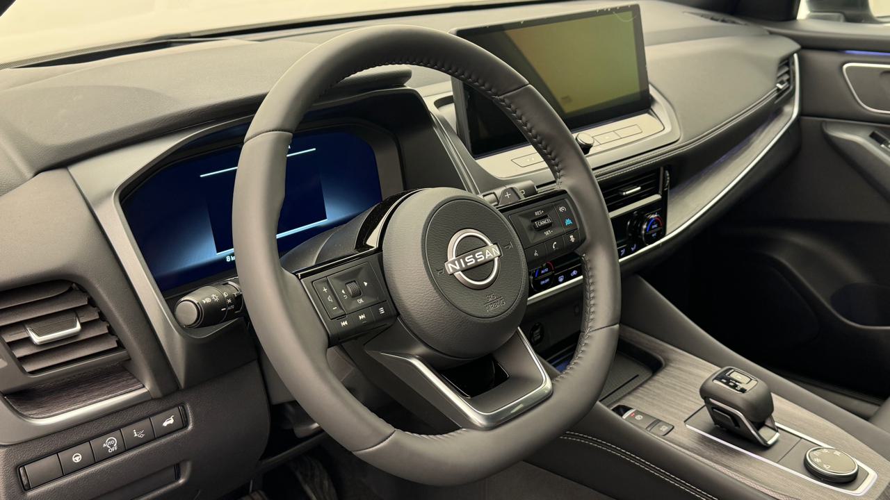 Nissan<br>Qashqai 1.3 DIG-T MHEV Tekna+ Xtronic 4x4