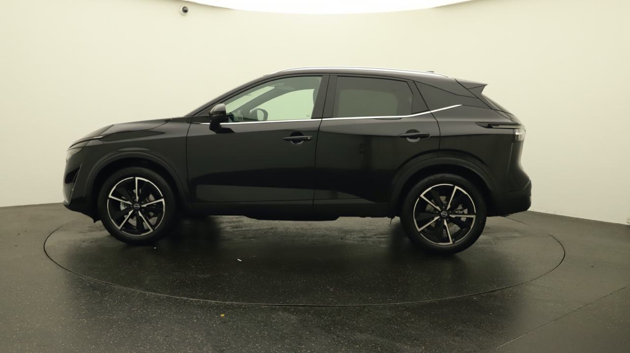 Nissan<br>Qashqai 1.3 DIG-T MHEV Tekna+ Xtronic 4x4