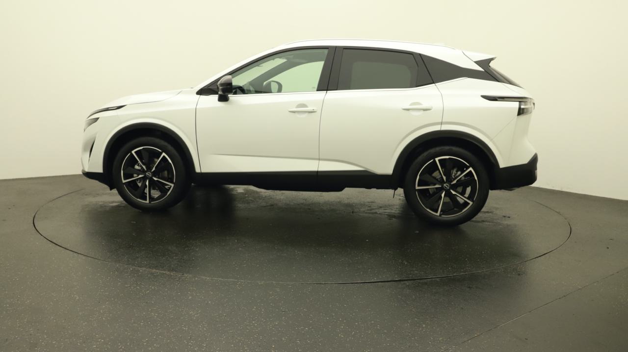 Nissan<br>Qashqai 1.3 DIG-T MHEV Tekna+ Xtronic 4x4