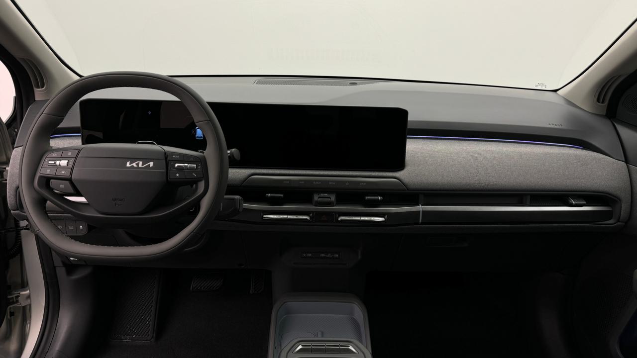 Kia<br>EV3 81,4 kWh Earth