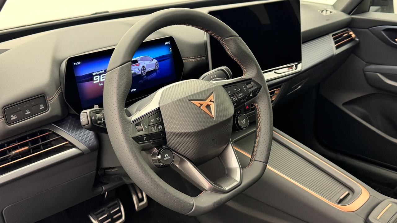 Cupra<br>Born 79 kWh