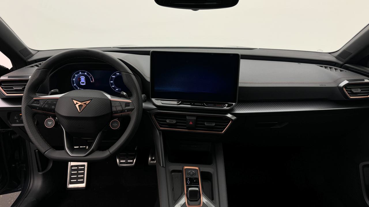 Cupra<br>LEON ST 1.5 e-HYBRID pHEV VZ DSG