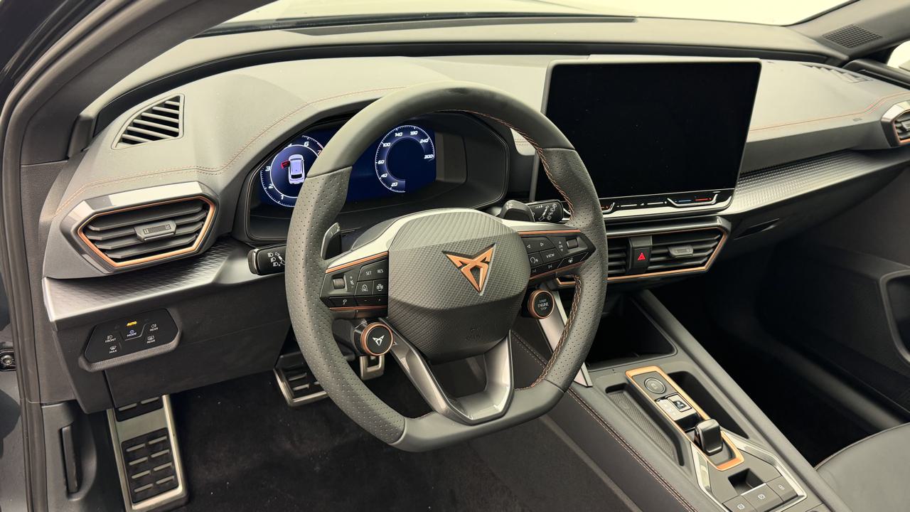 Cupra<br>LEON ST 1.5 e-HYBRID pHEV VZ DSG