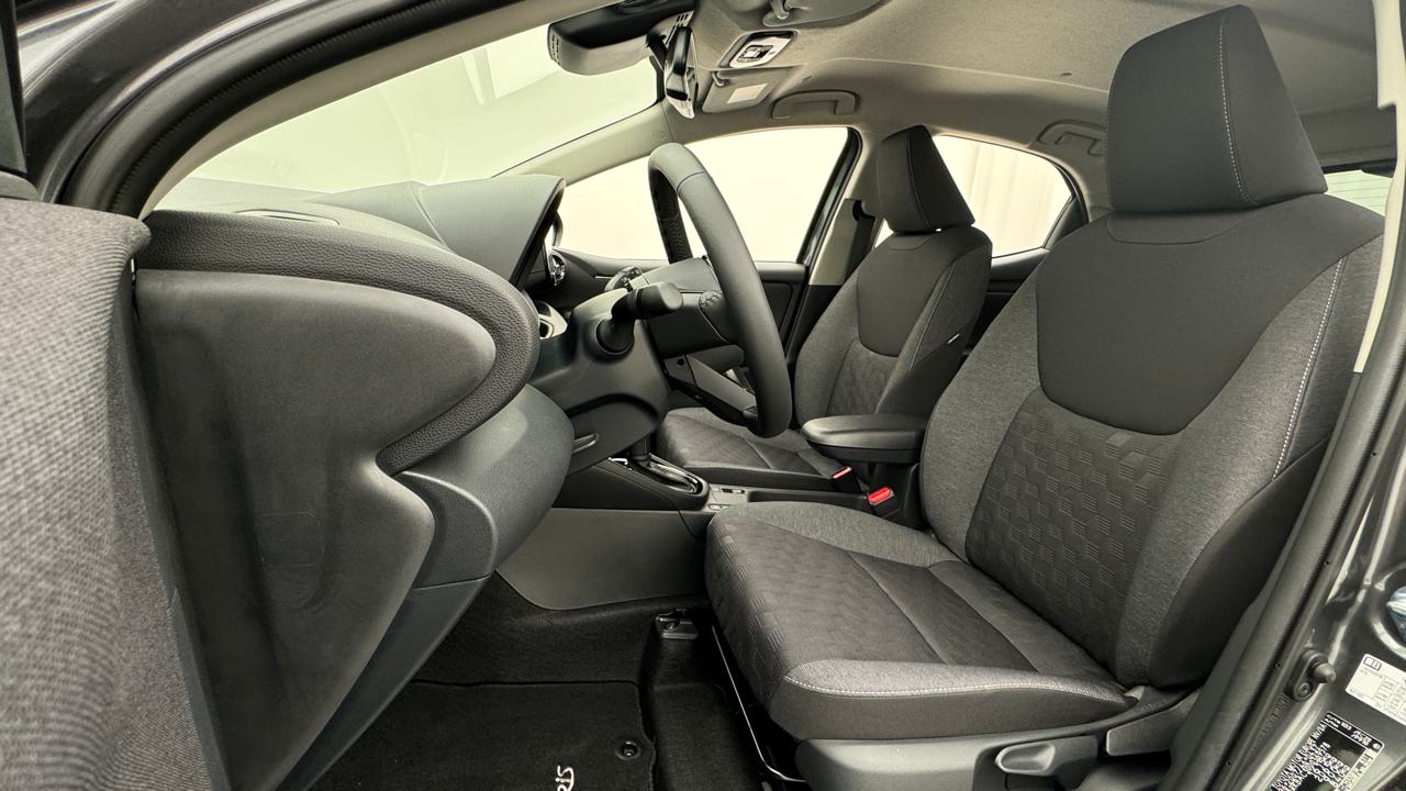 Toyota<br>Yaris 1.5 Sport e-CVT