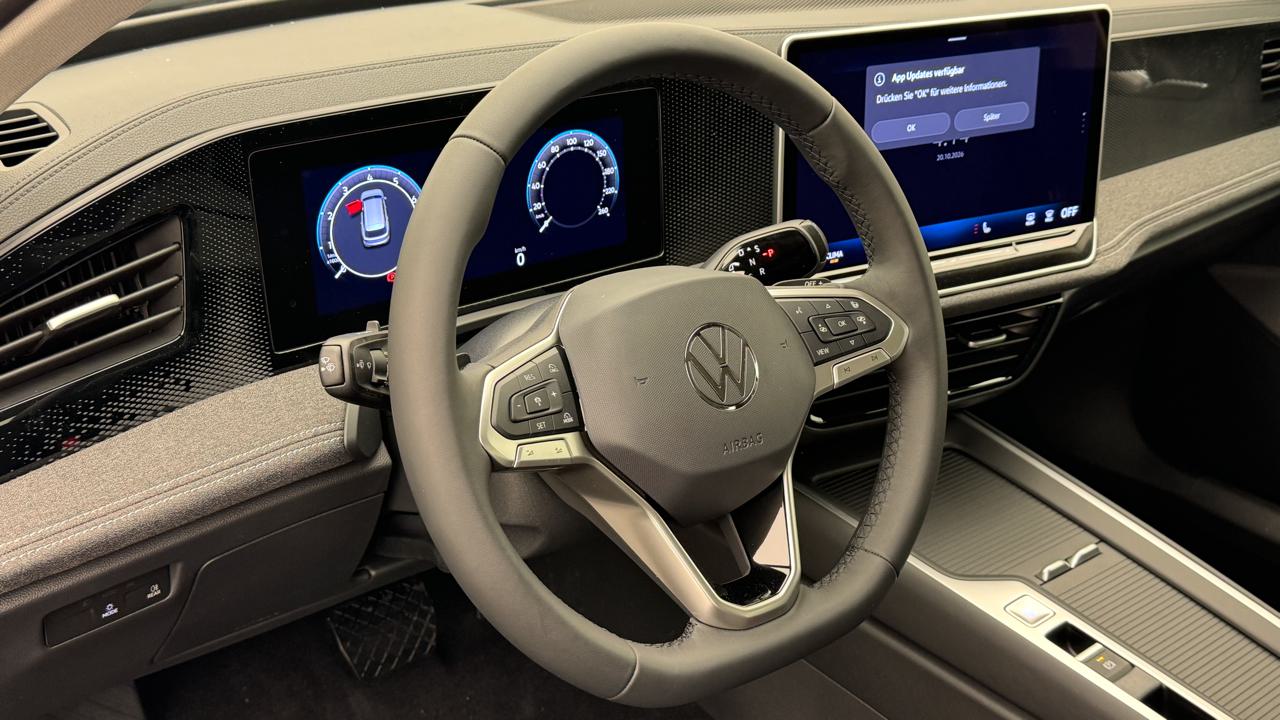 VW<br>Passat Variant 1.5 eTSI Limited DSG
