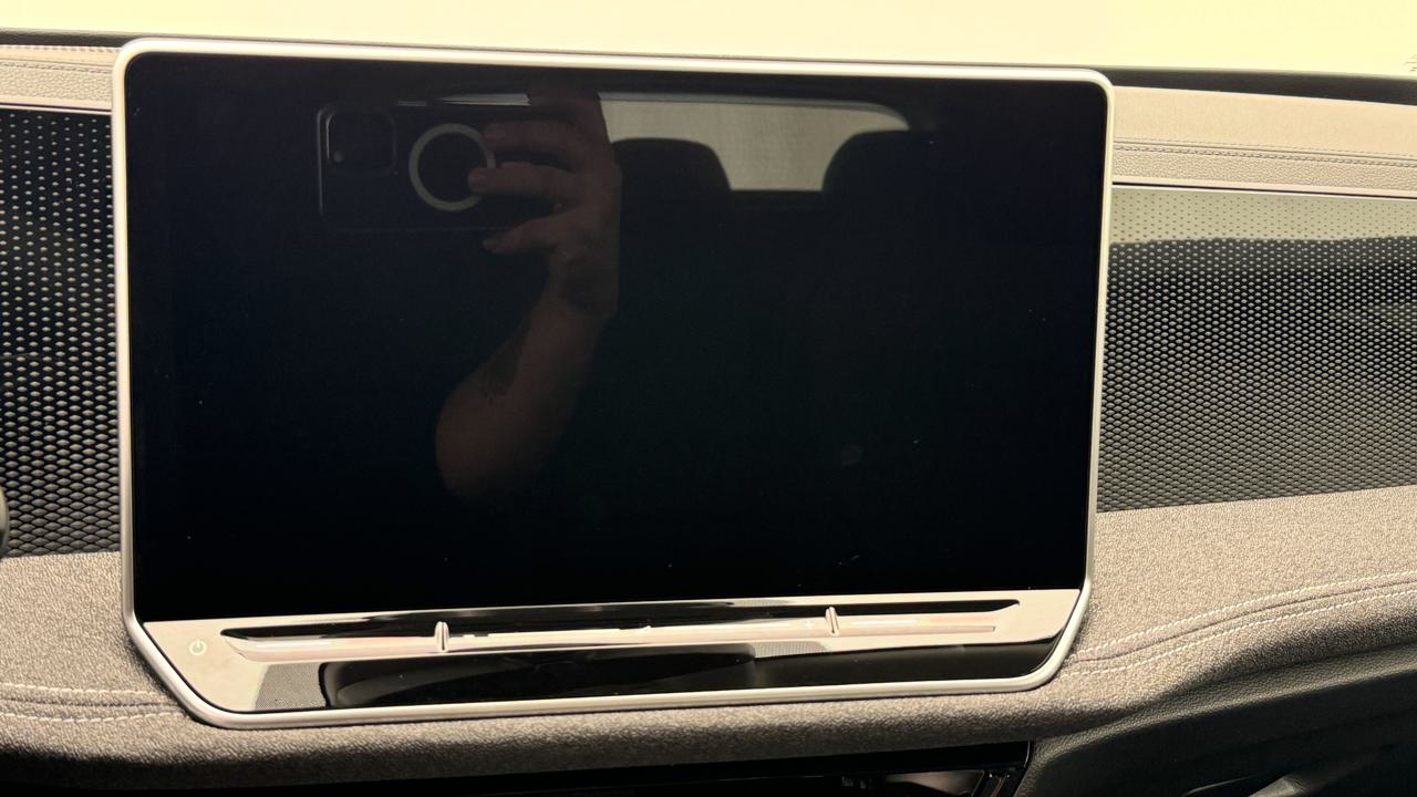 VW<br>Passat Variant 1.5 eTSI Limited DSG