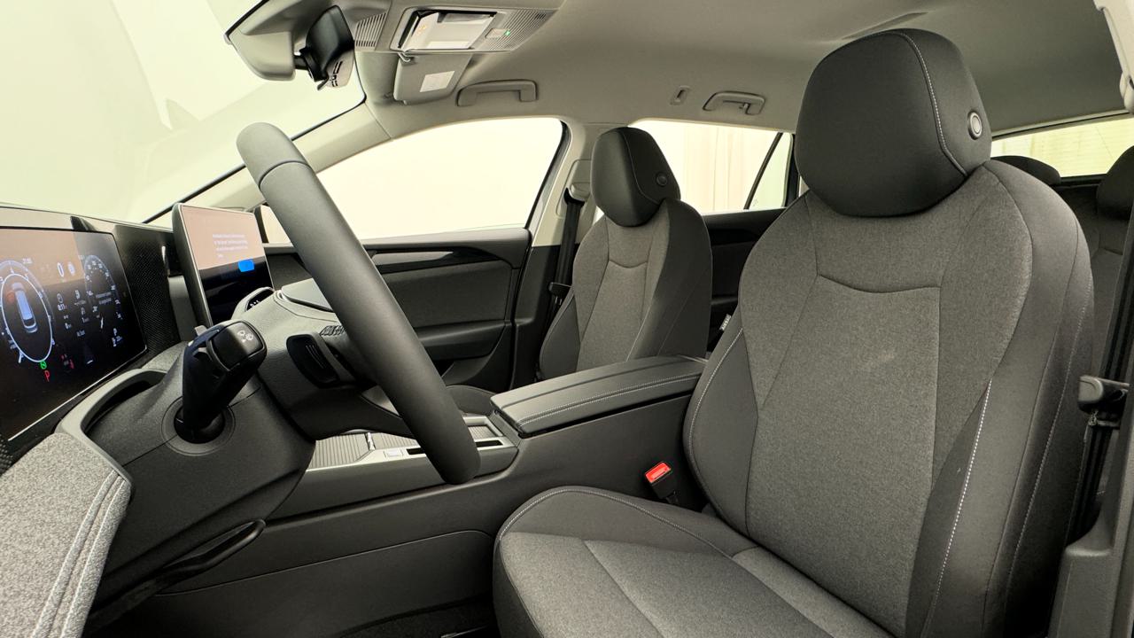 VW<br>Passat Variant 1.5 eTSI Limited DSG