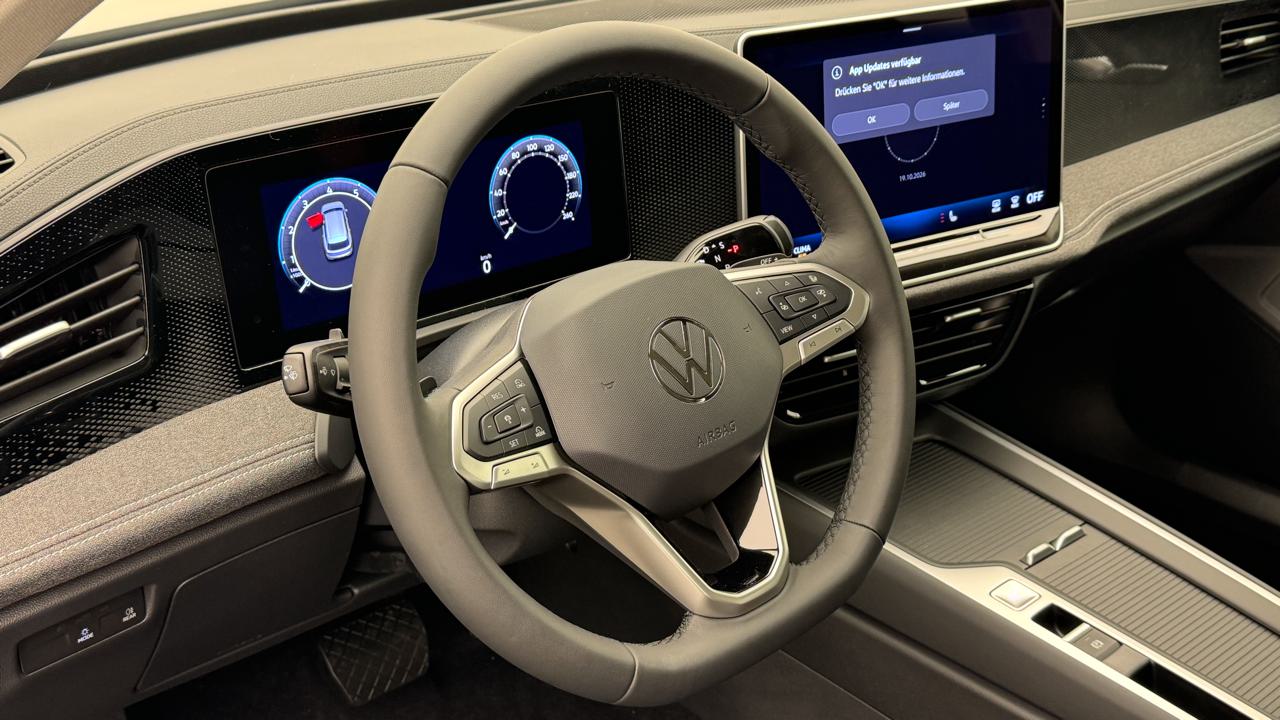 VW<br>Passat Variant 1.5 eTSI Limited DSG