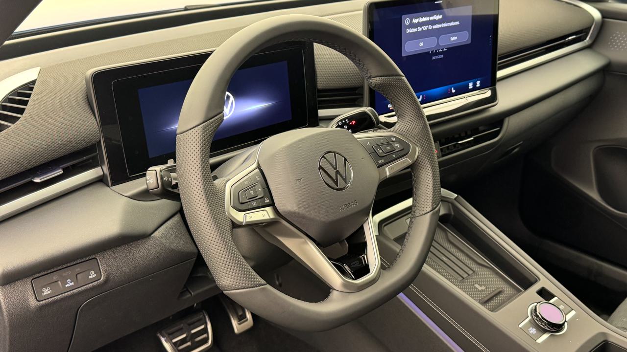 VW<br>T-Roc 1.5 eTSI mHEV R-Line DSG