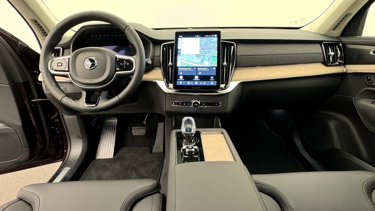 Volvo<br>XC90 T8 AWD PluginHybrid Ultra Dark Geartronic