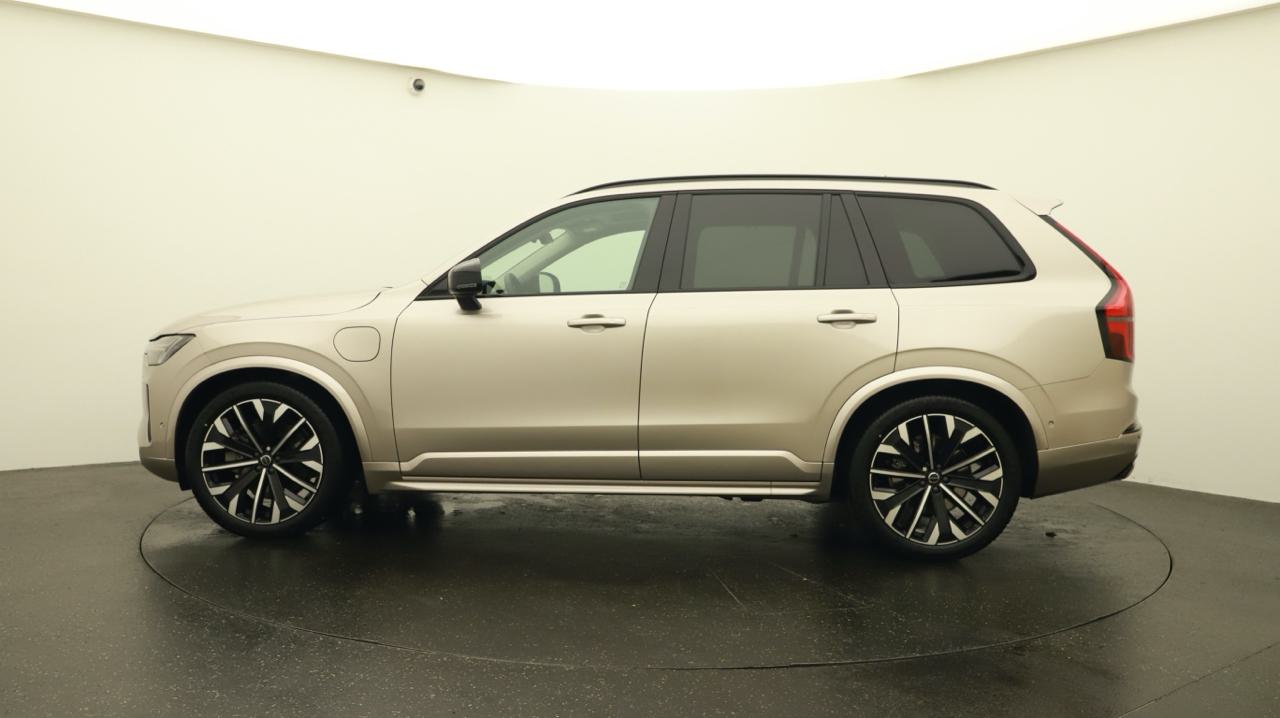 Volvo<br>XC90 T8 AWD PluginHybrid Ultra Dark Geartronic